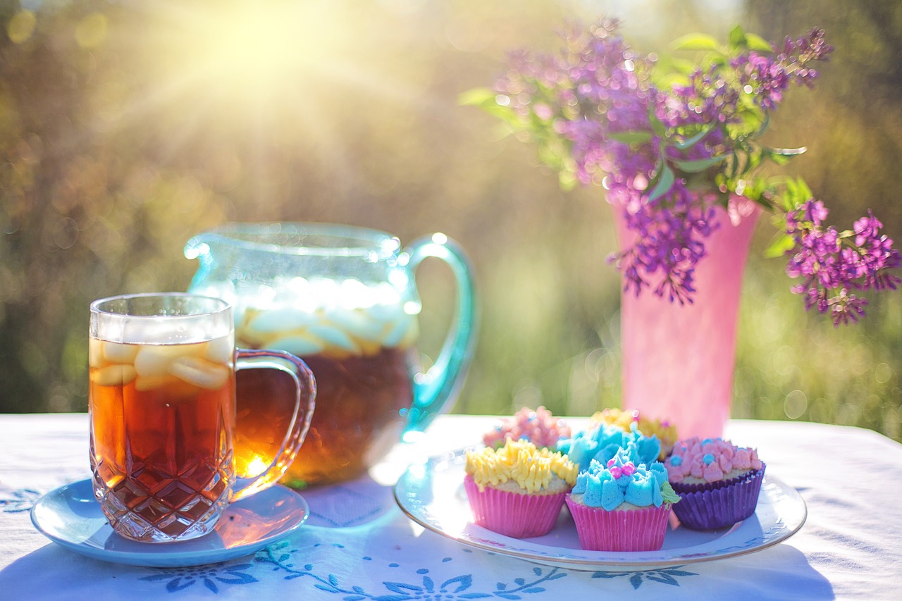 iced tea  summer  cupcakes free photo