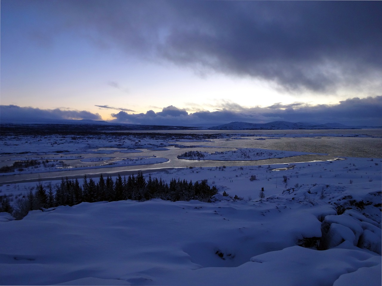 iceland thingvellig landscape free photo