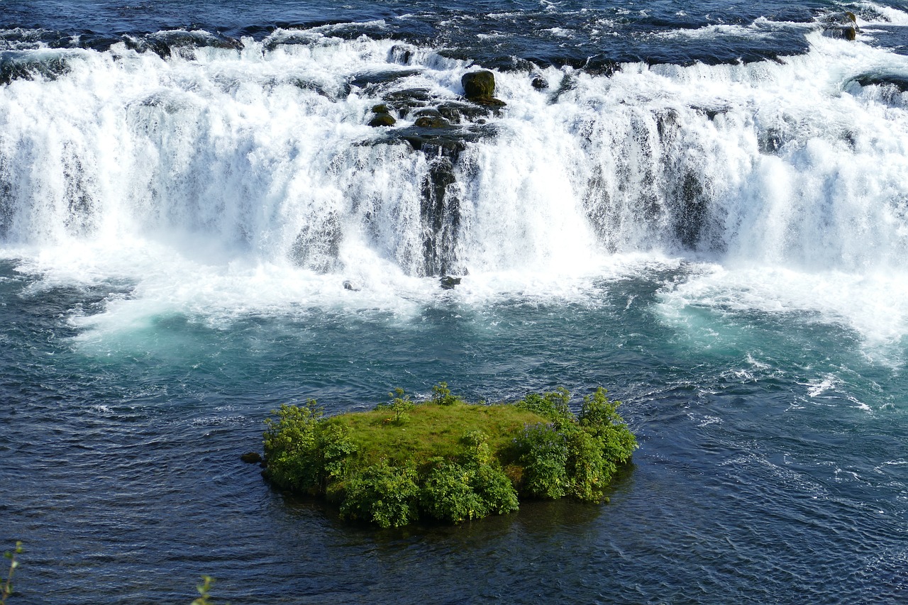 iceland waterfall landscape free photo