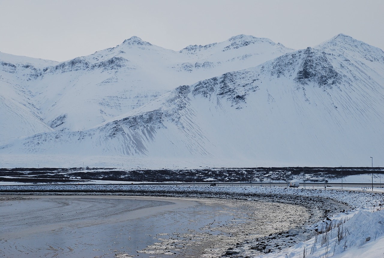 iceland nature mountain free photo