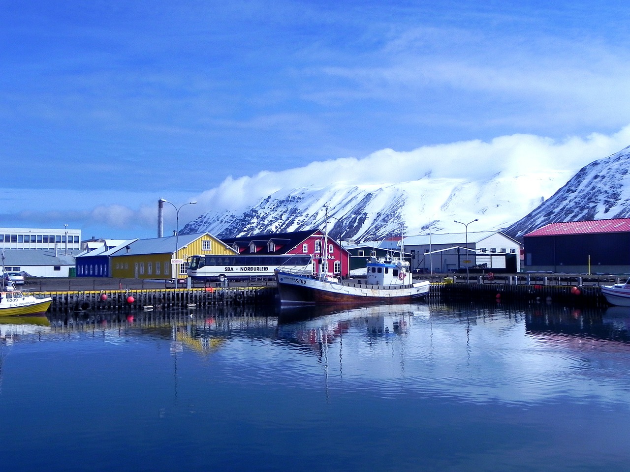 iceland the most northerly places siglusfjoerdur free photo