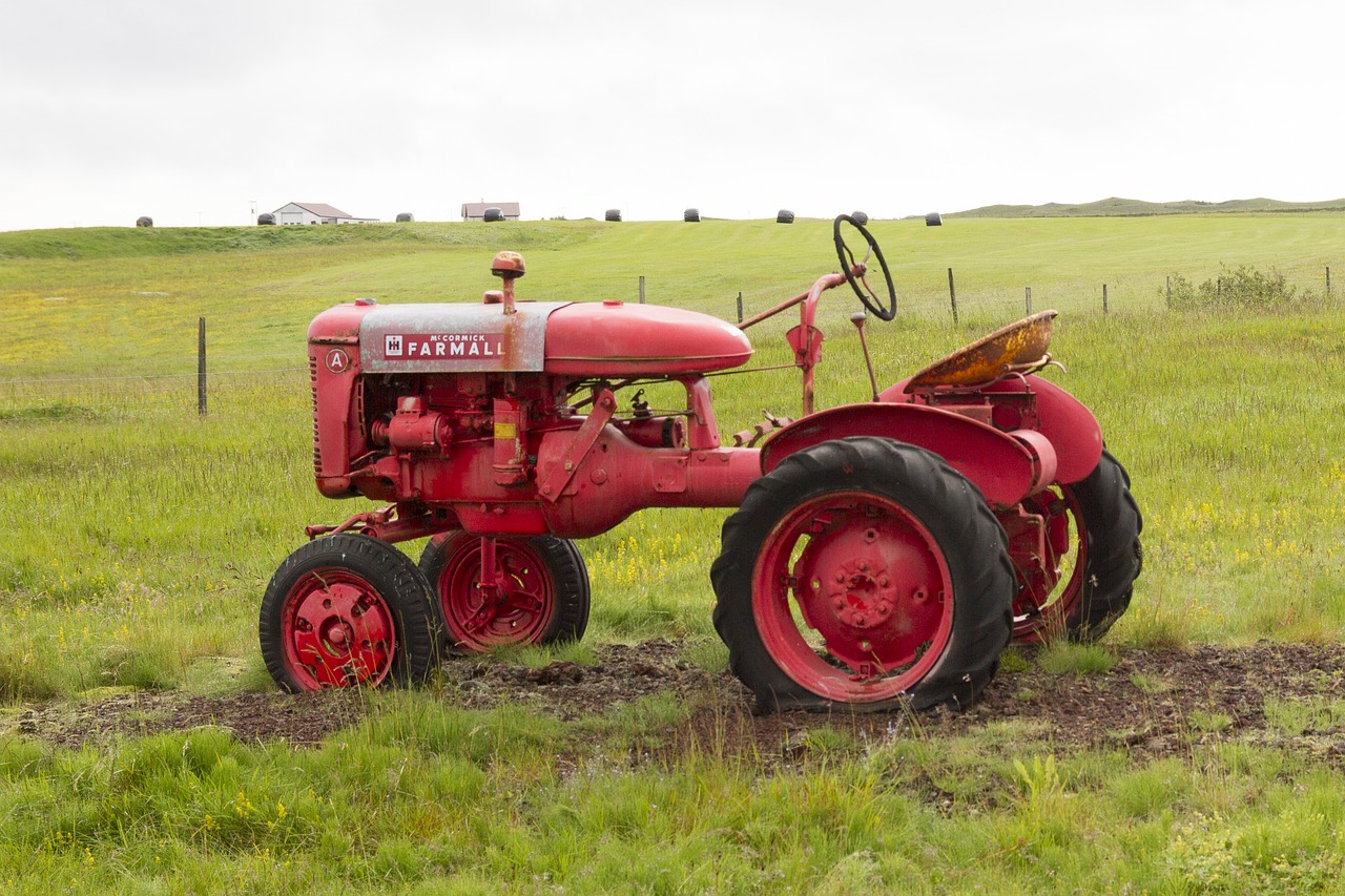 iceland tractor tractors free photo