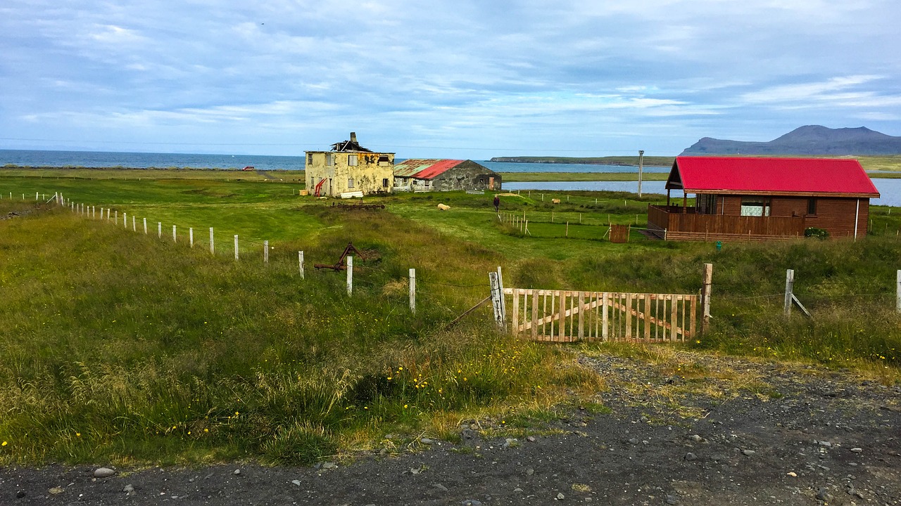 iceland farm sky free photo