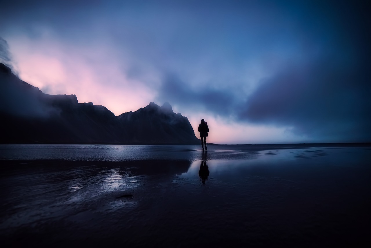 iceland landscape silhouettes free photo