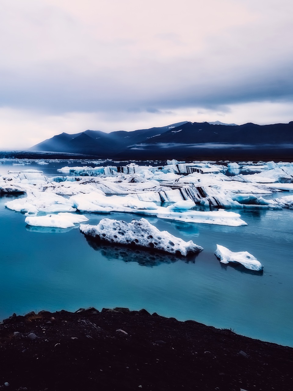 iceland ice mountains free photo