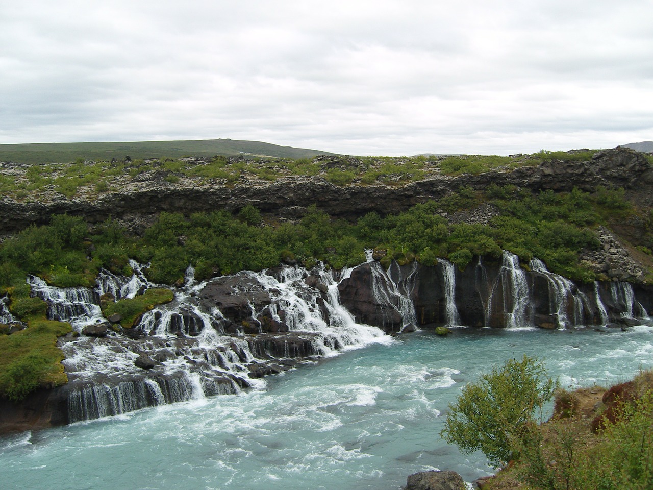 iceland waterfalls turquoise free photo