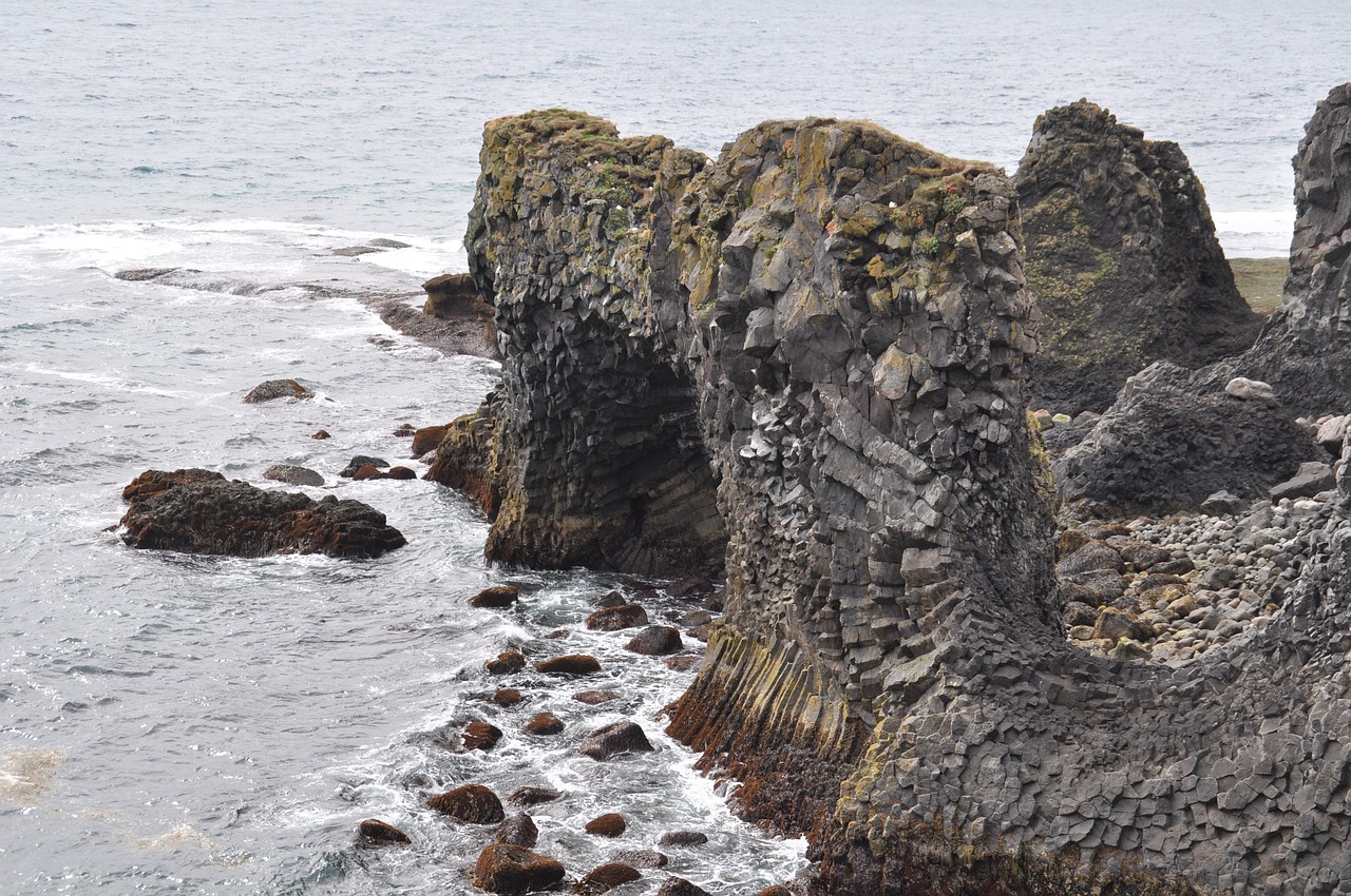 iceland lava beach free photo