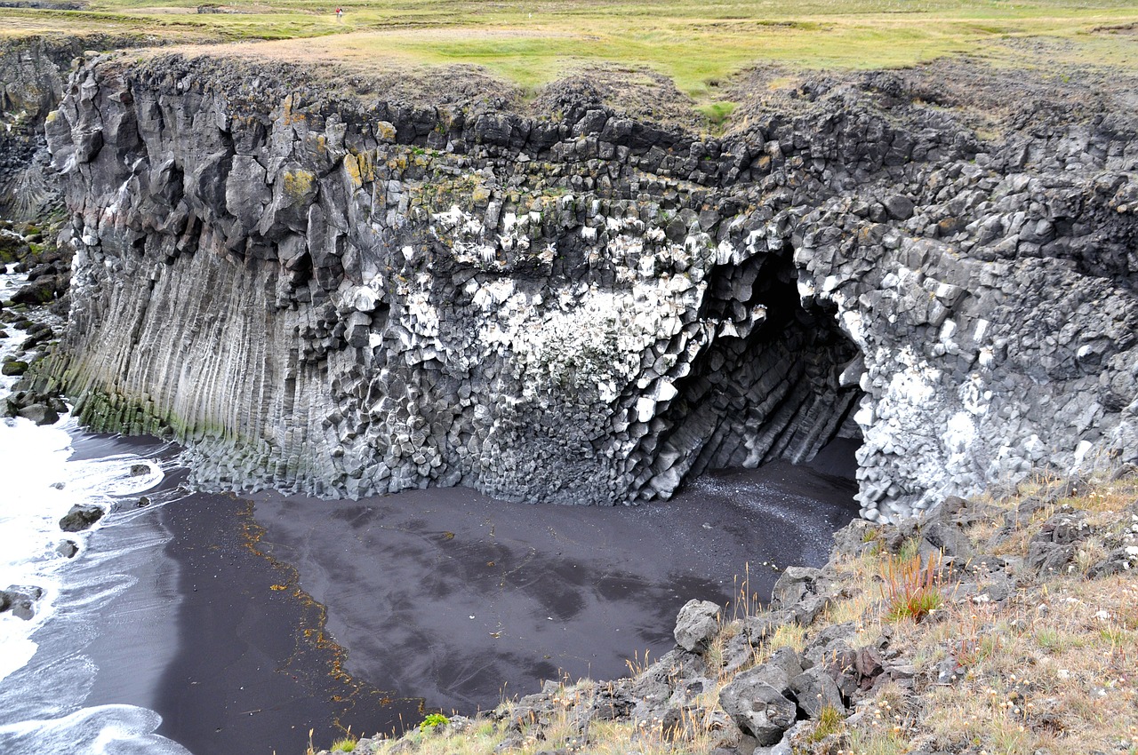 iceland cliff búðardalur free photo