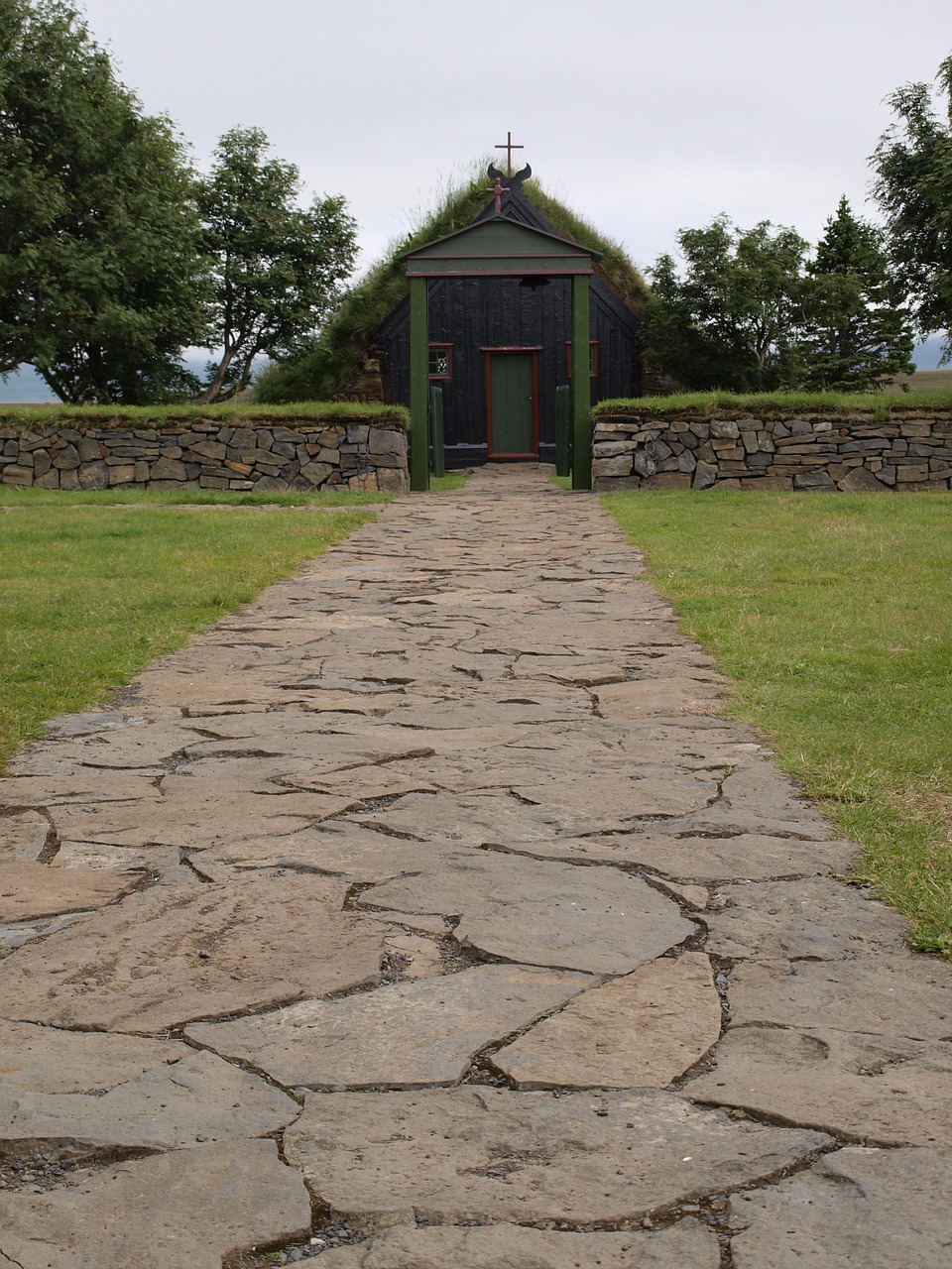 iceland church moss free photo