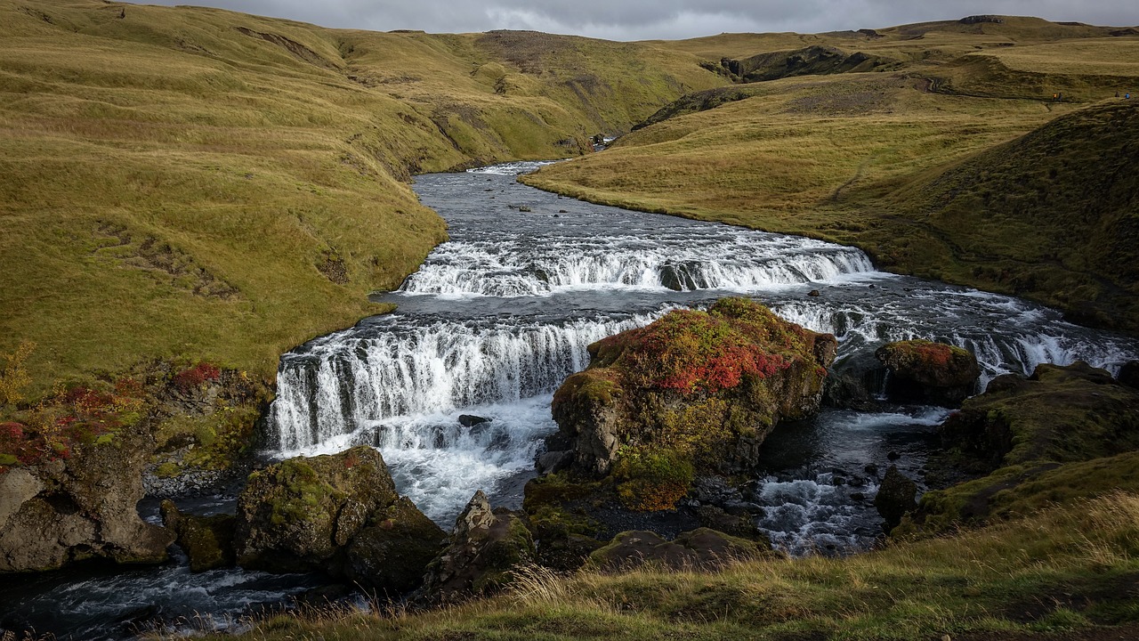 iceland  landscape  river free photo