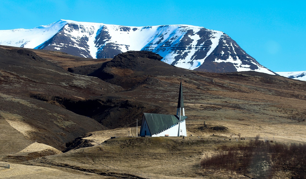 iceland  church  chapel free photo