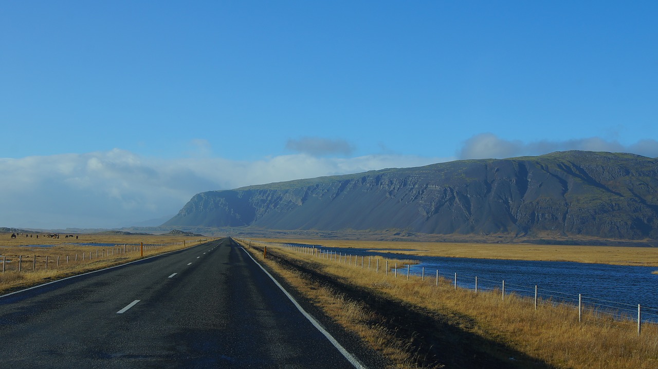 iceland  south coast road  the main highway free photo
