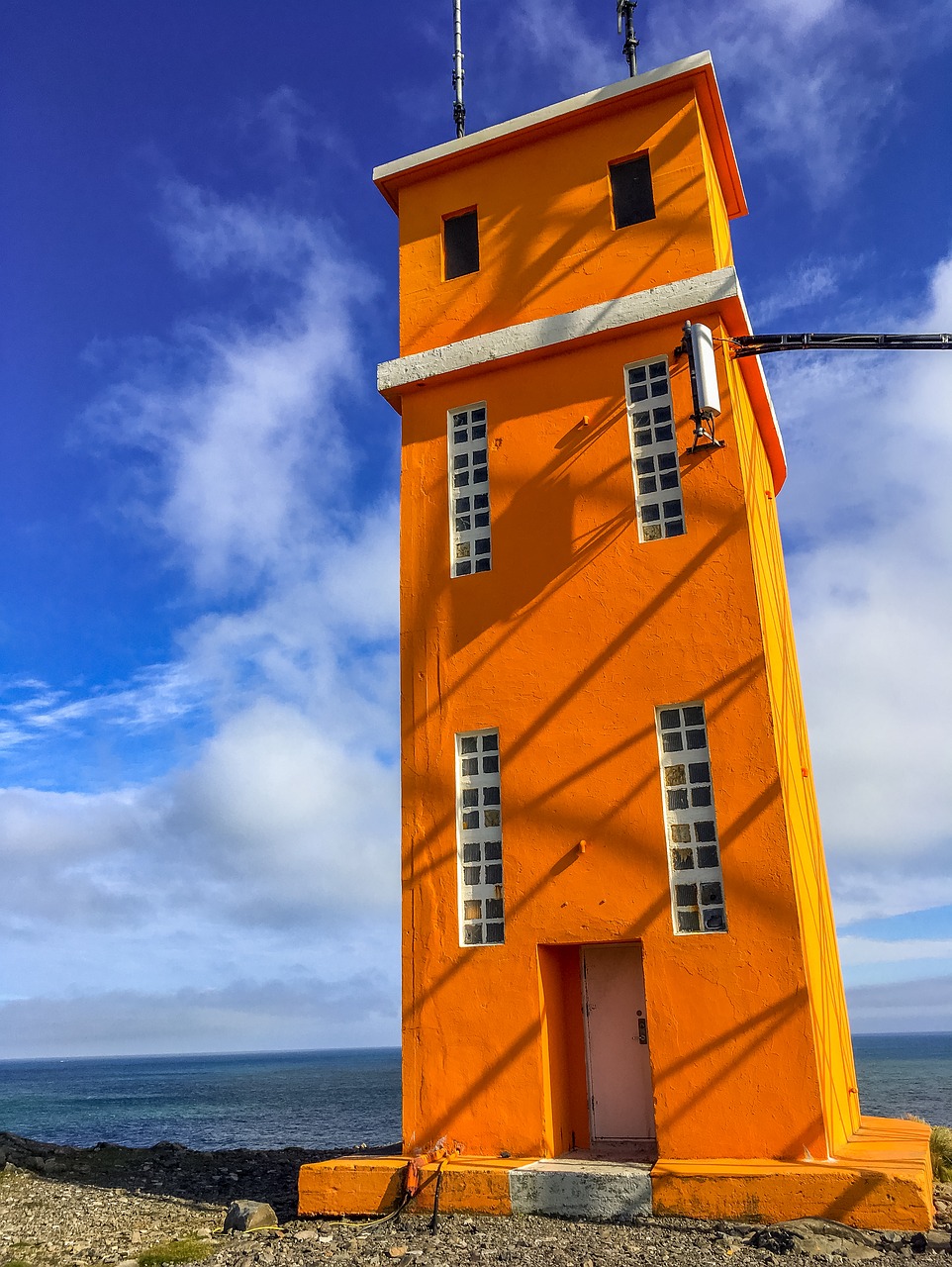 iceland  lantern  sea free photo