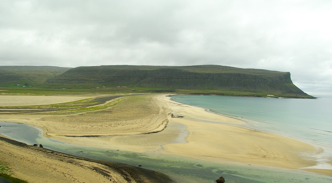 iceland beach cliff free photo