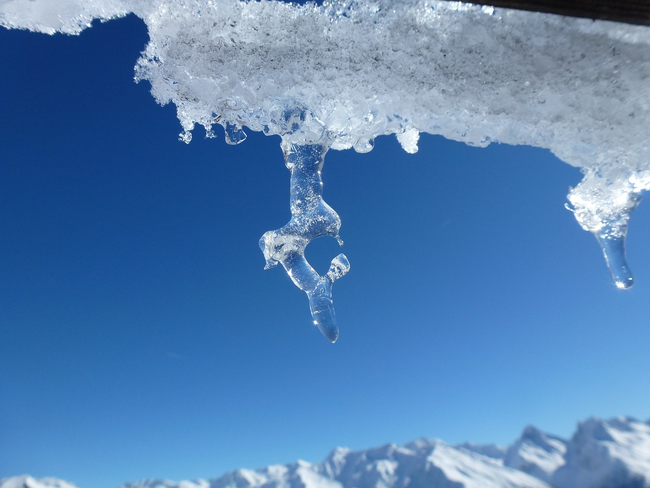 icicle mountains snow free photo