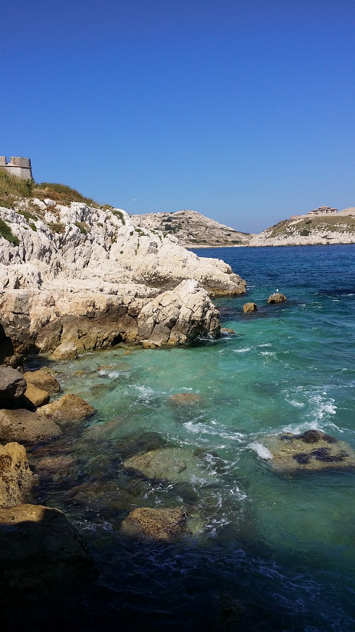 if castle marseille island free photo