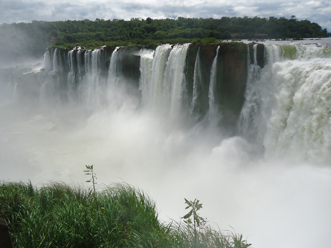 iguazu waterfall falls free photo