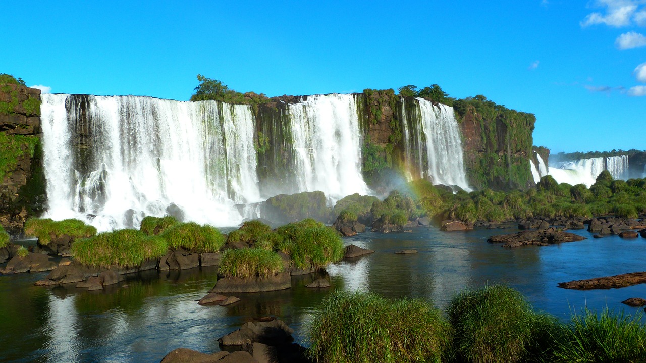 iguazu falls cataracts brazil free photo