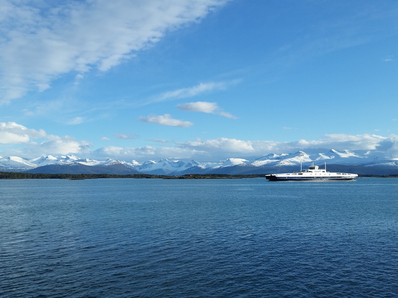 in the foreground panorama the fjord free photo