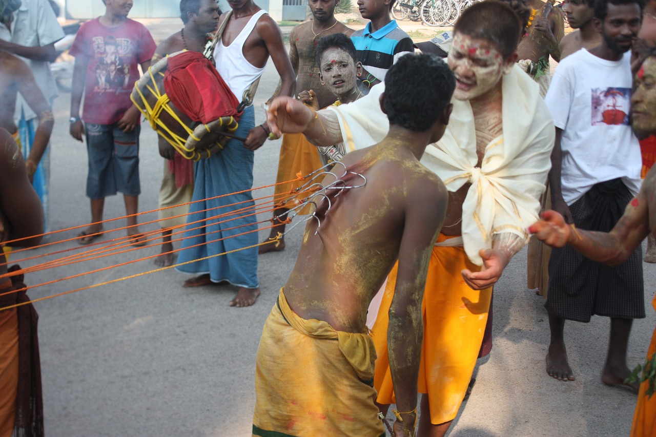 india ritual piercing free photo