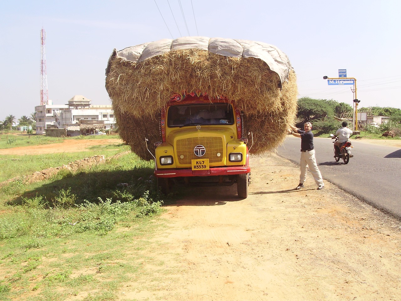 india truck cargo free photo