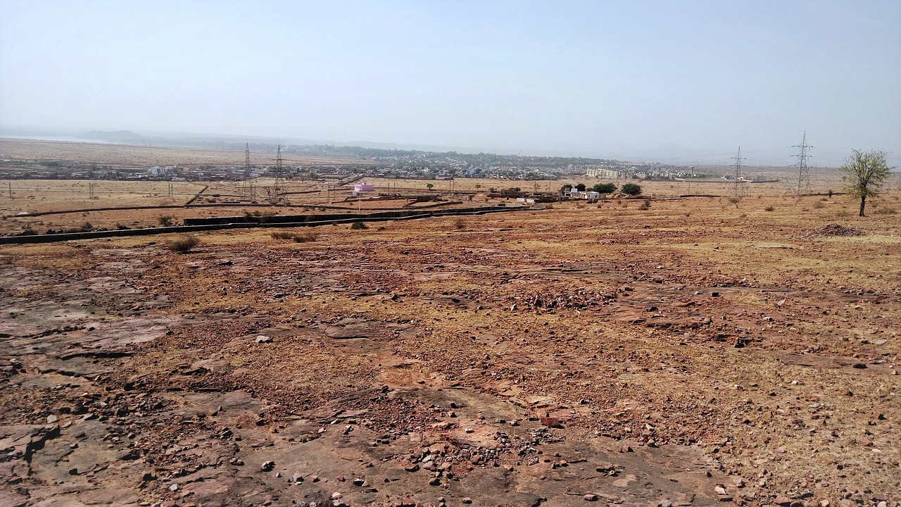 india desert barren land free photo
