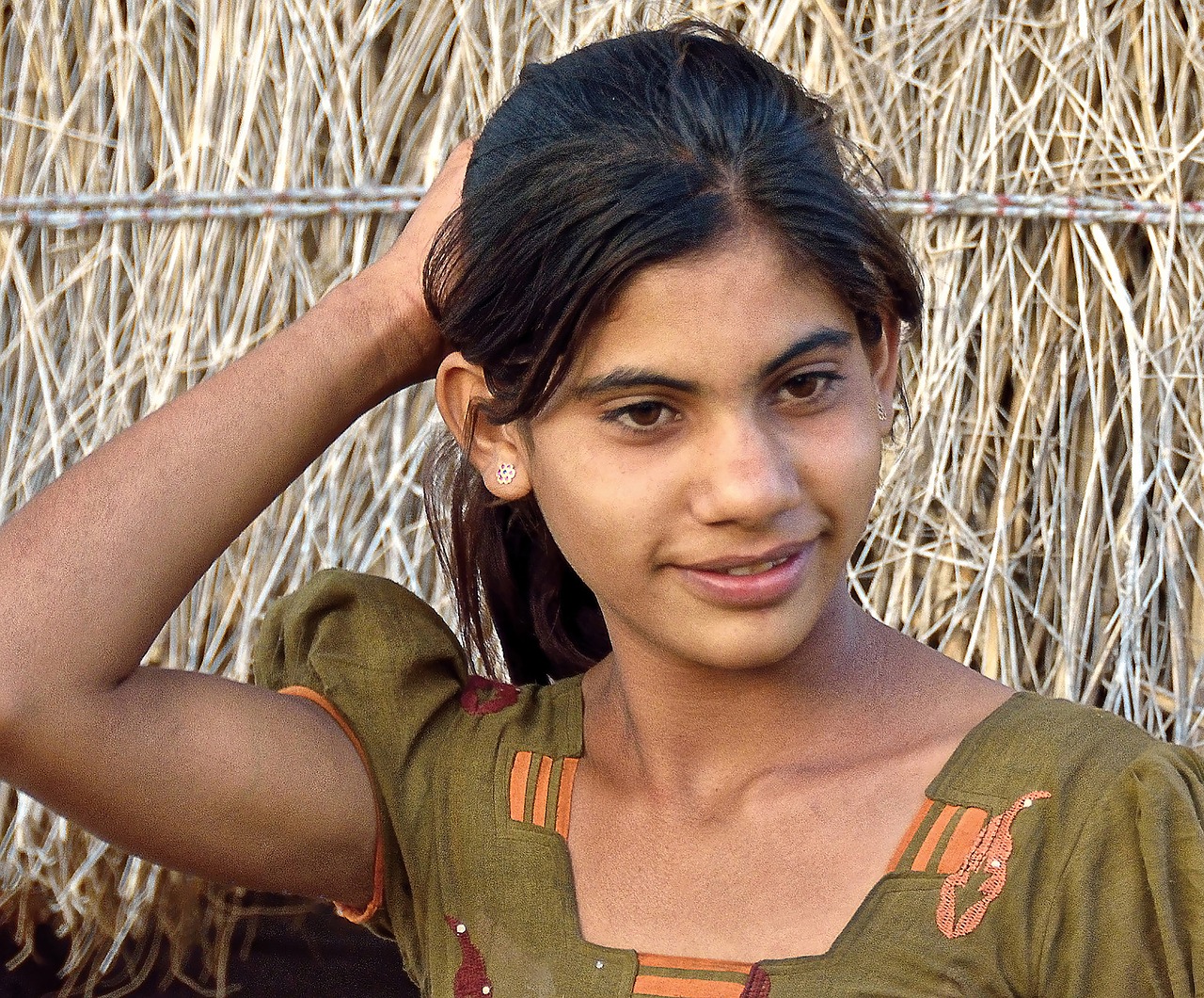 india  girl  portrait free photo