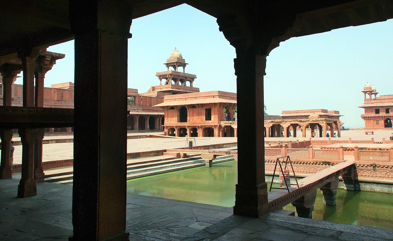 india  fahtepur-sikri  palace free photo