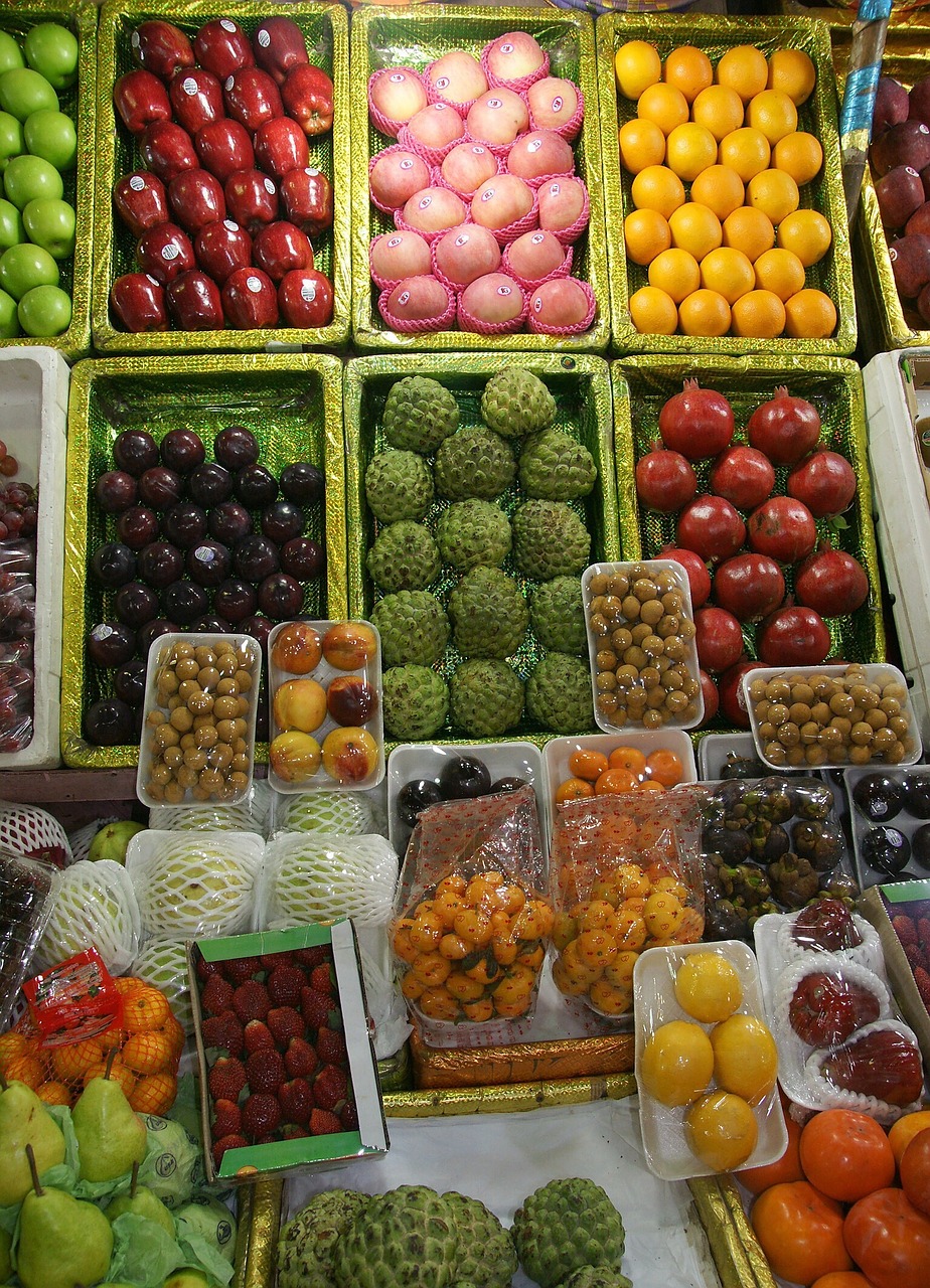 india fruits market free photo