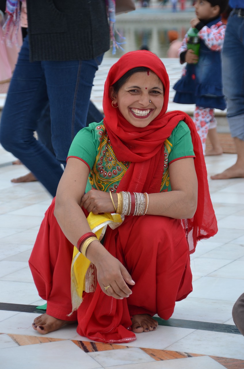 india woman costume free photo