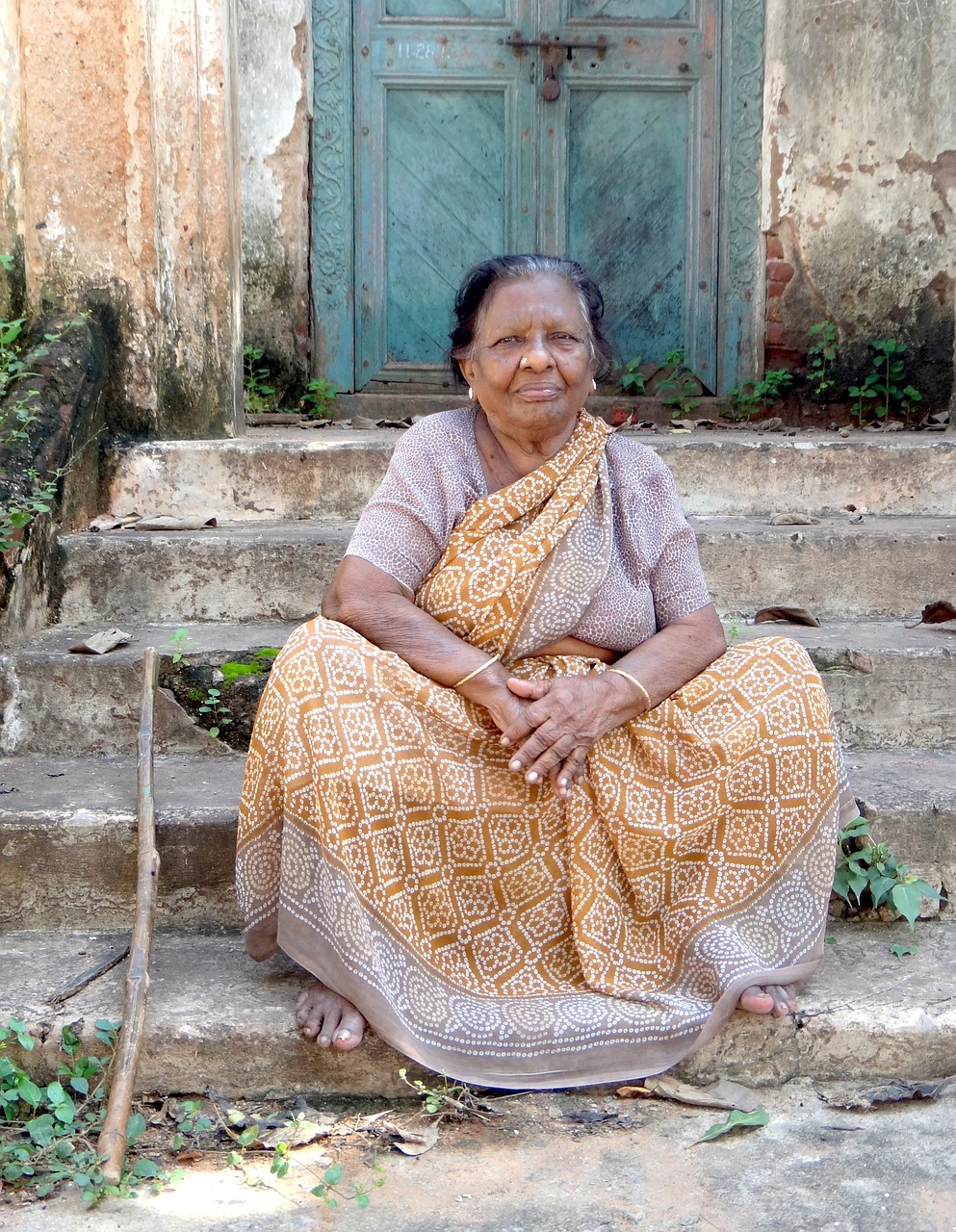 india elderly lady free photo