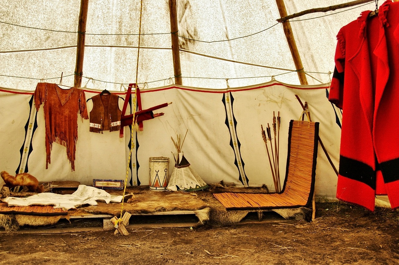 indian tent leather free photo