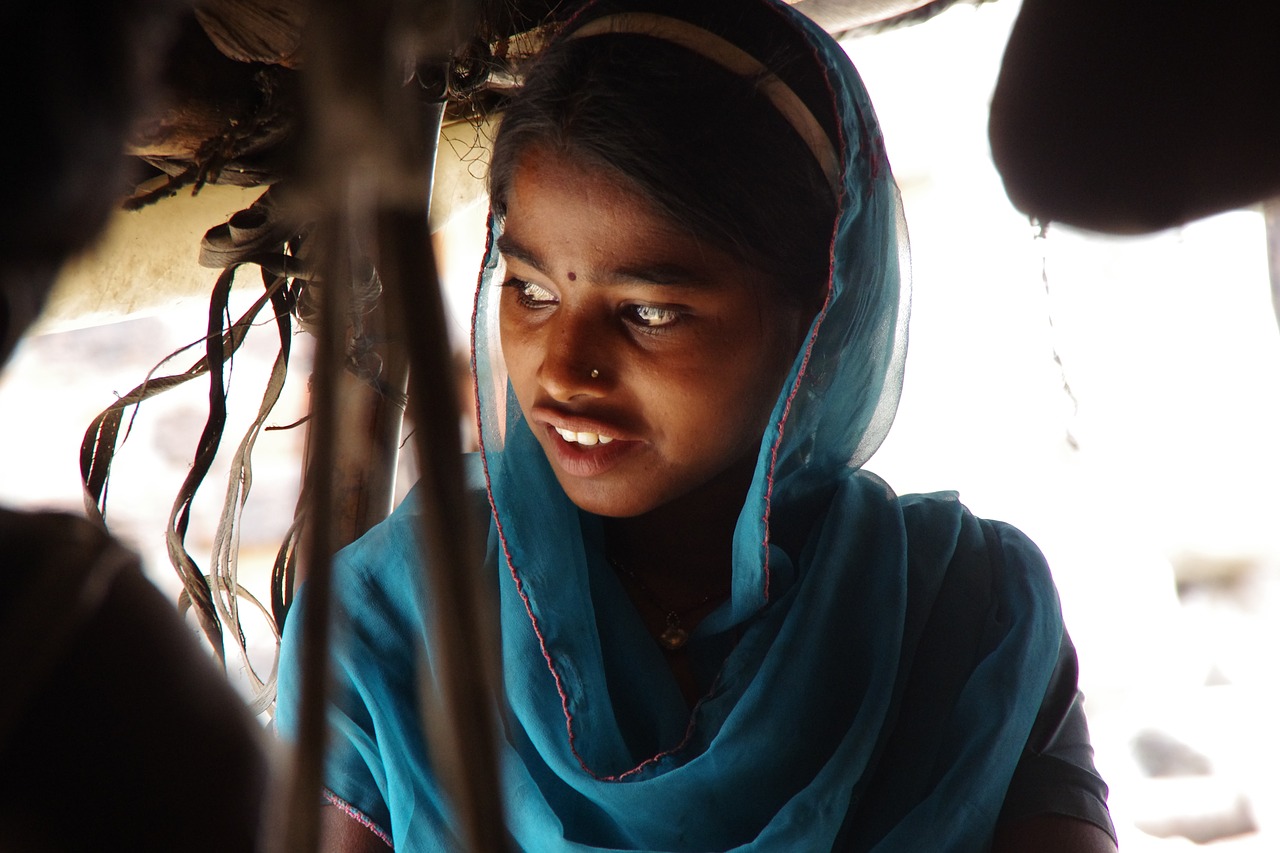 indian girl slum free photo