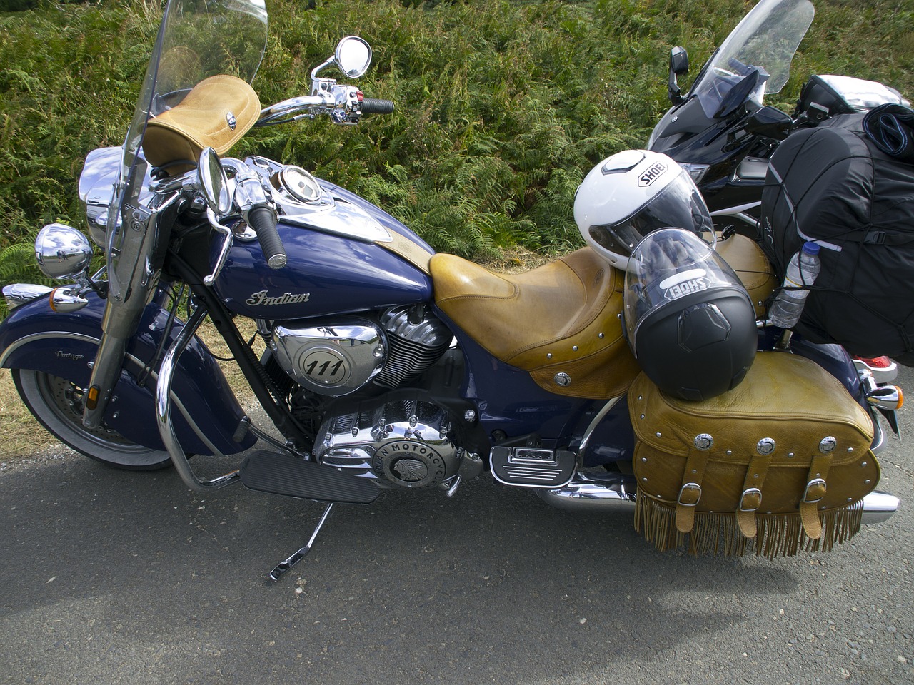 indian motorcycle moto parked free photo