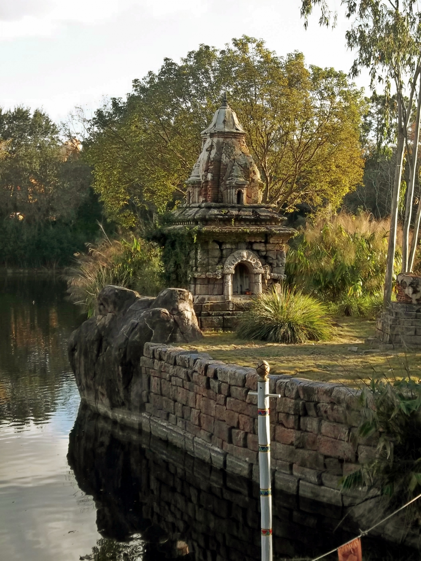 india temple river free photo