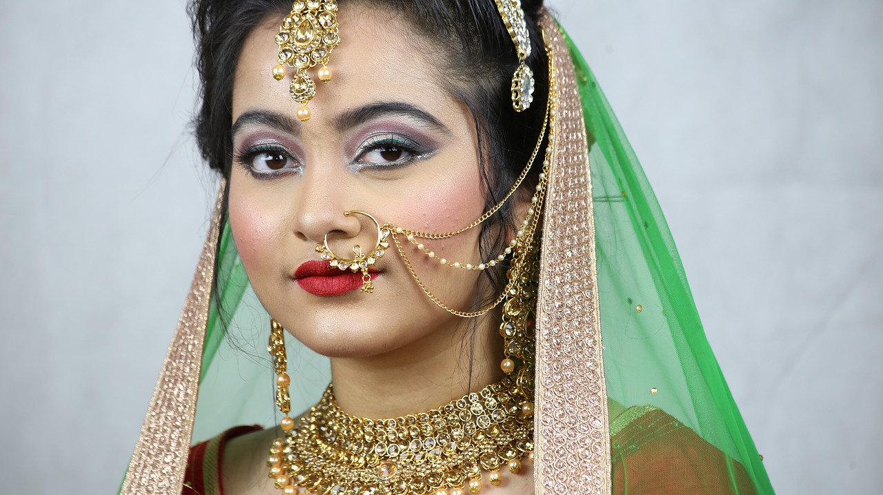 indian wedding  indian bride  bridal makeup free photo