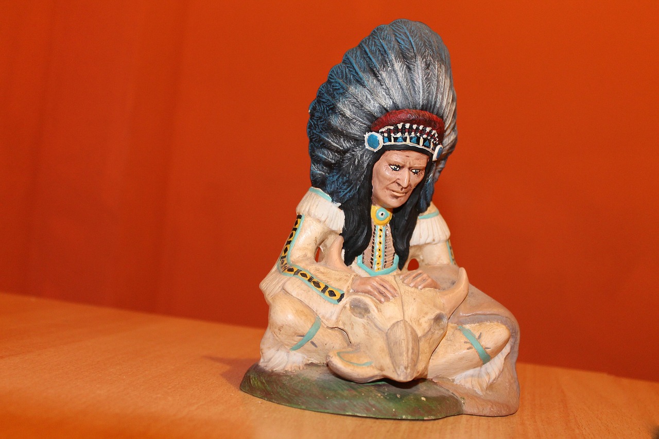indians chief figure free photo