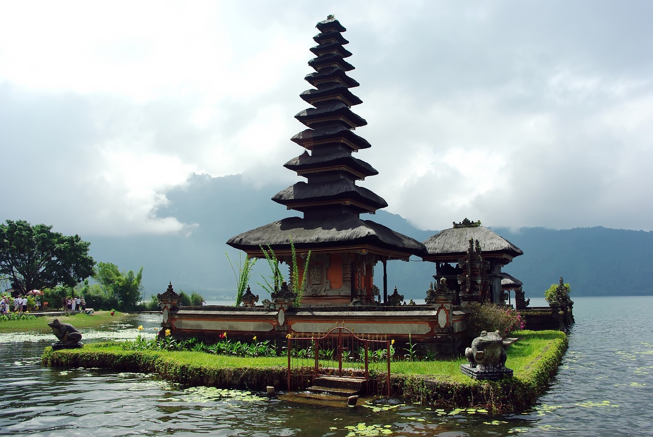 indonesia bali ulun danu free photo