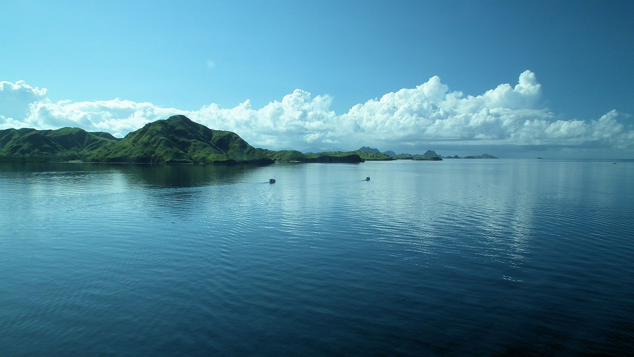 indonesia water sky free photo