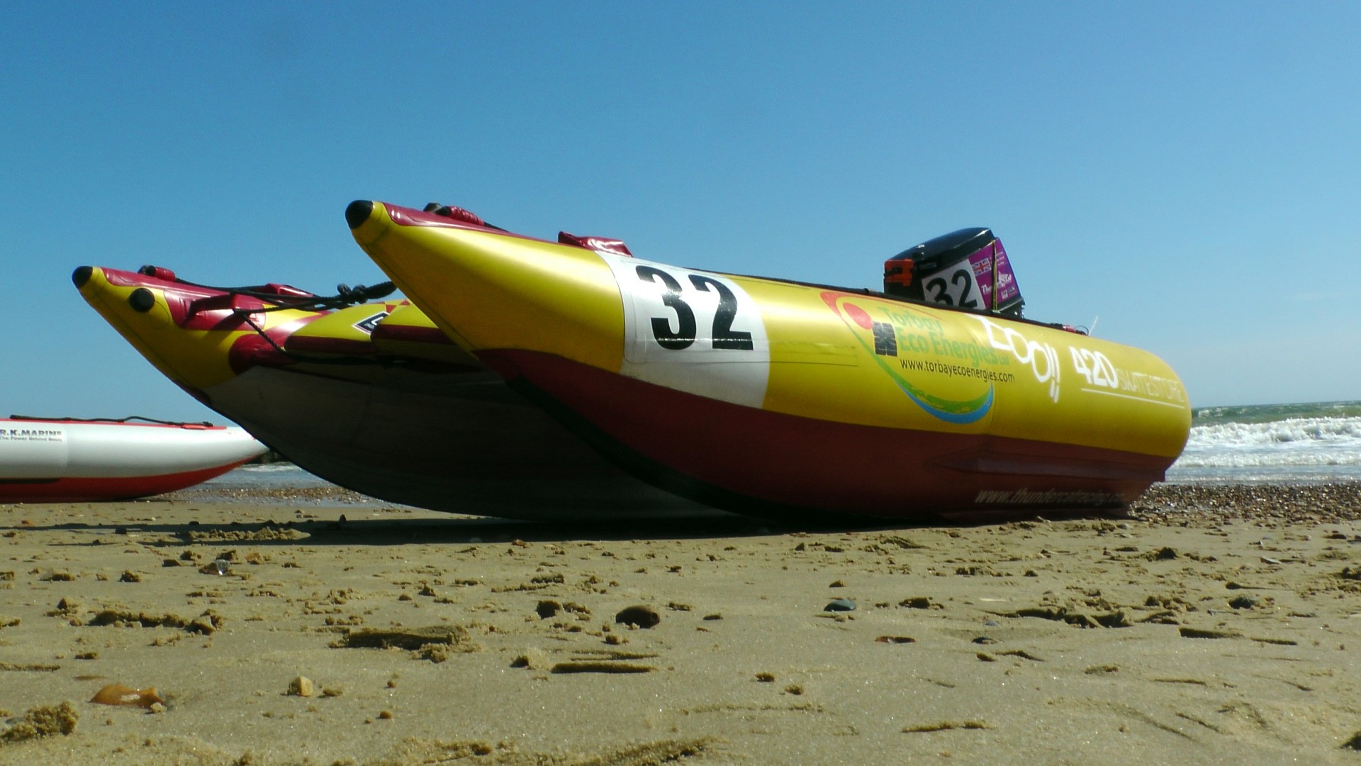 inflatable powerboat beach powerboat racing event powerboat free photo