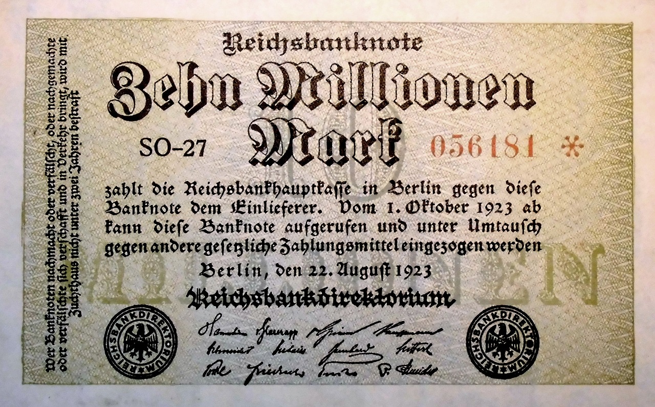 inflationsgeld 1923 berlin free photo