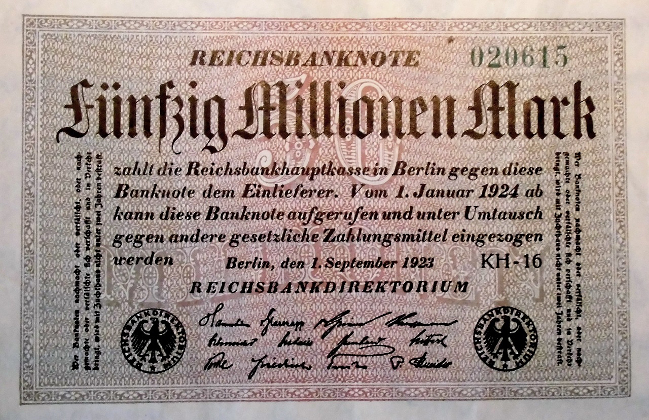 inflationsgeld 1923 berlin free photo