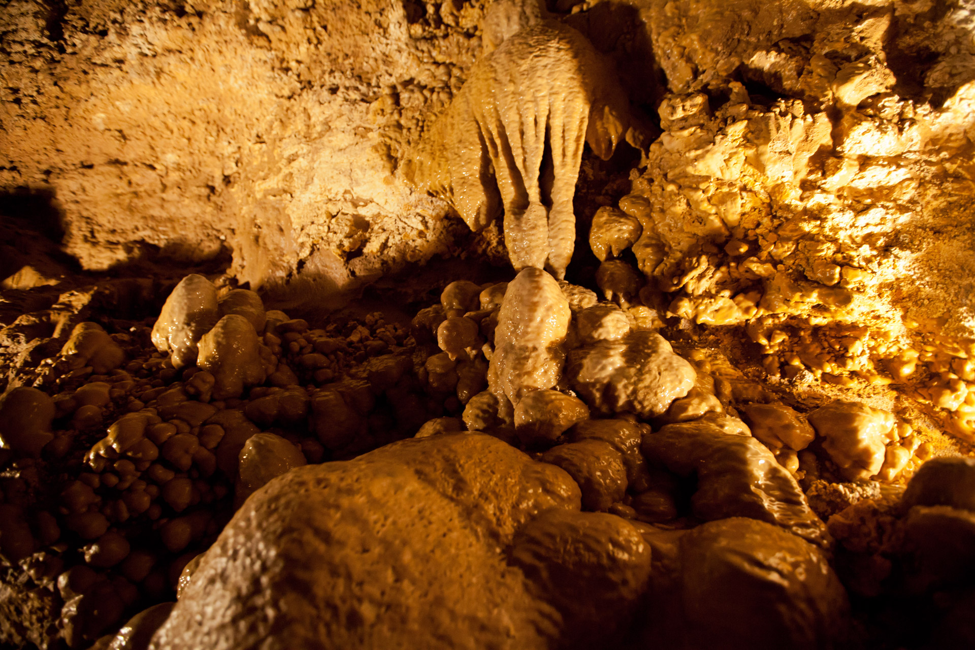 underground cave rock free photo