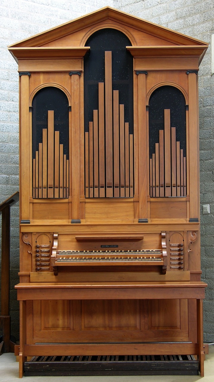 instrument organ pipe organ free photo