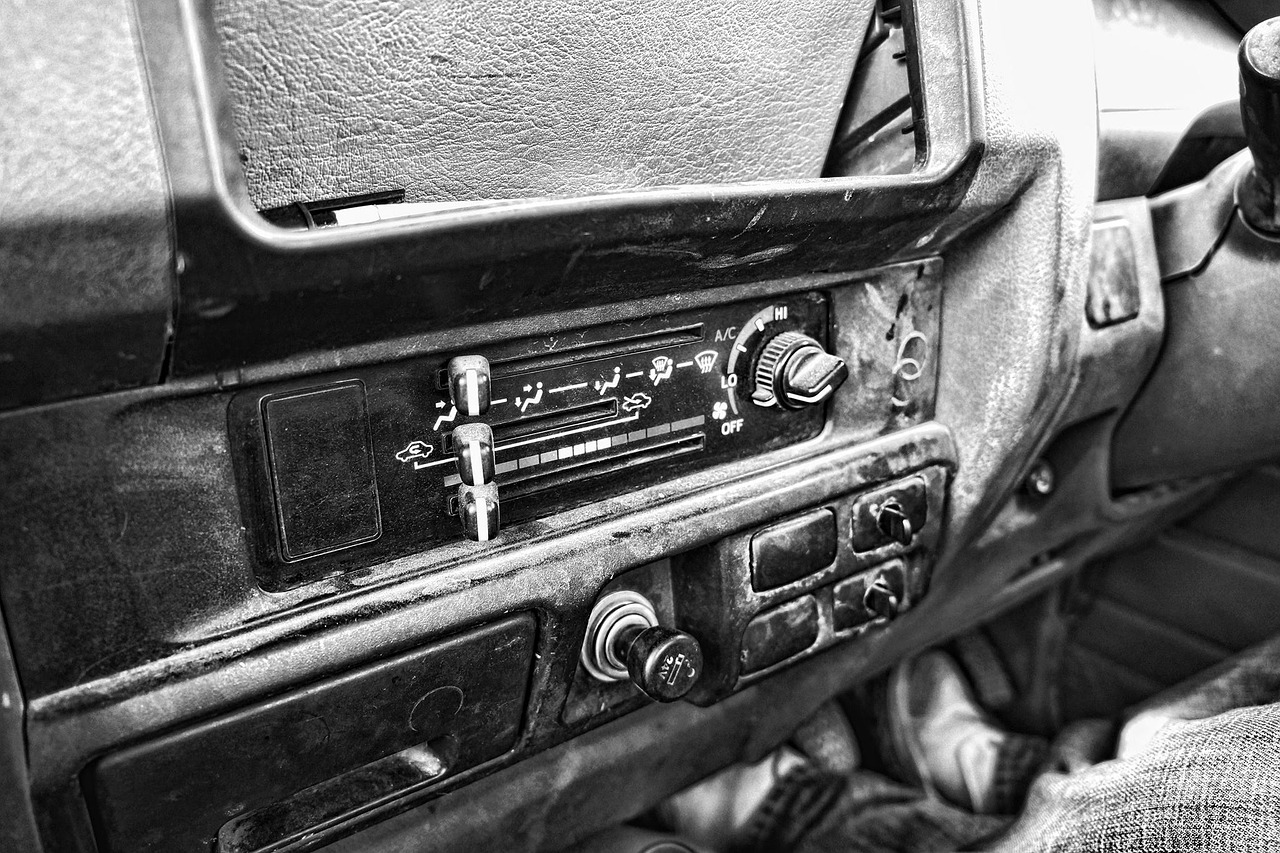 tape recorder interior cruiser free photo