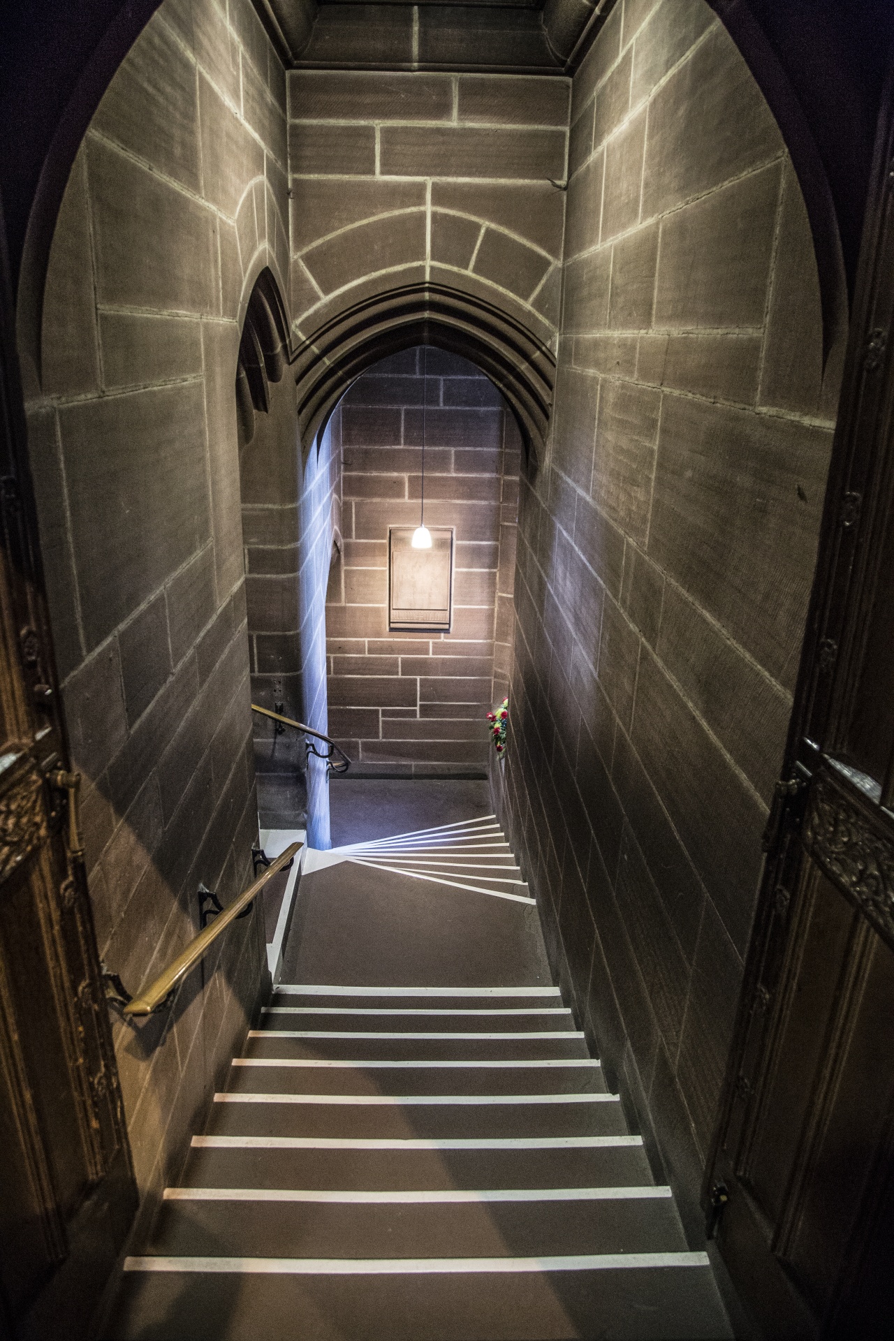 liverpool interior cathedral free photo