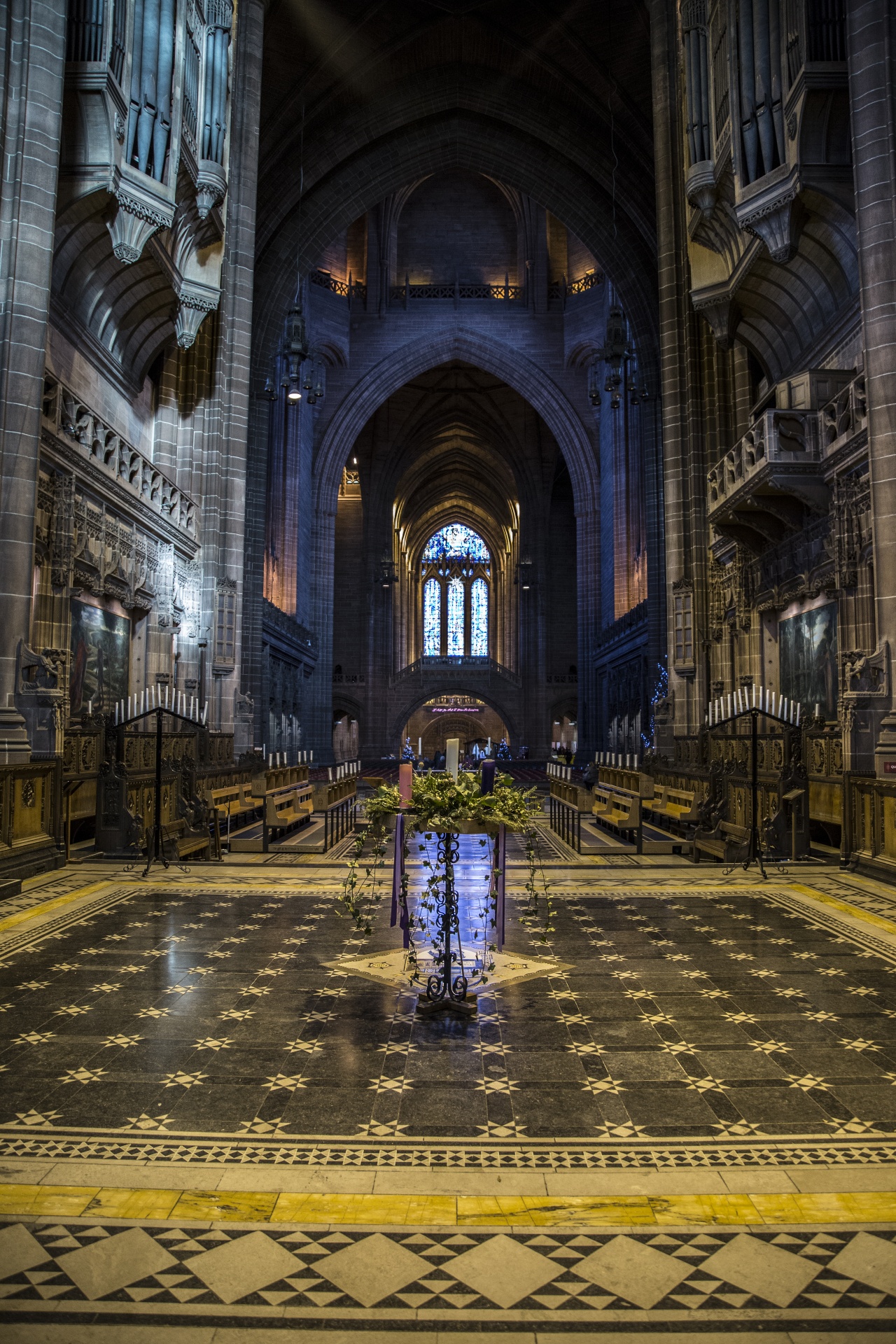 liverpool interior cathedral free photo