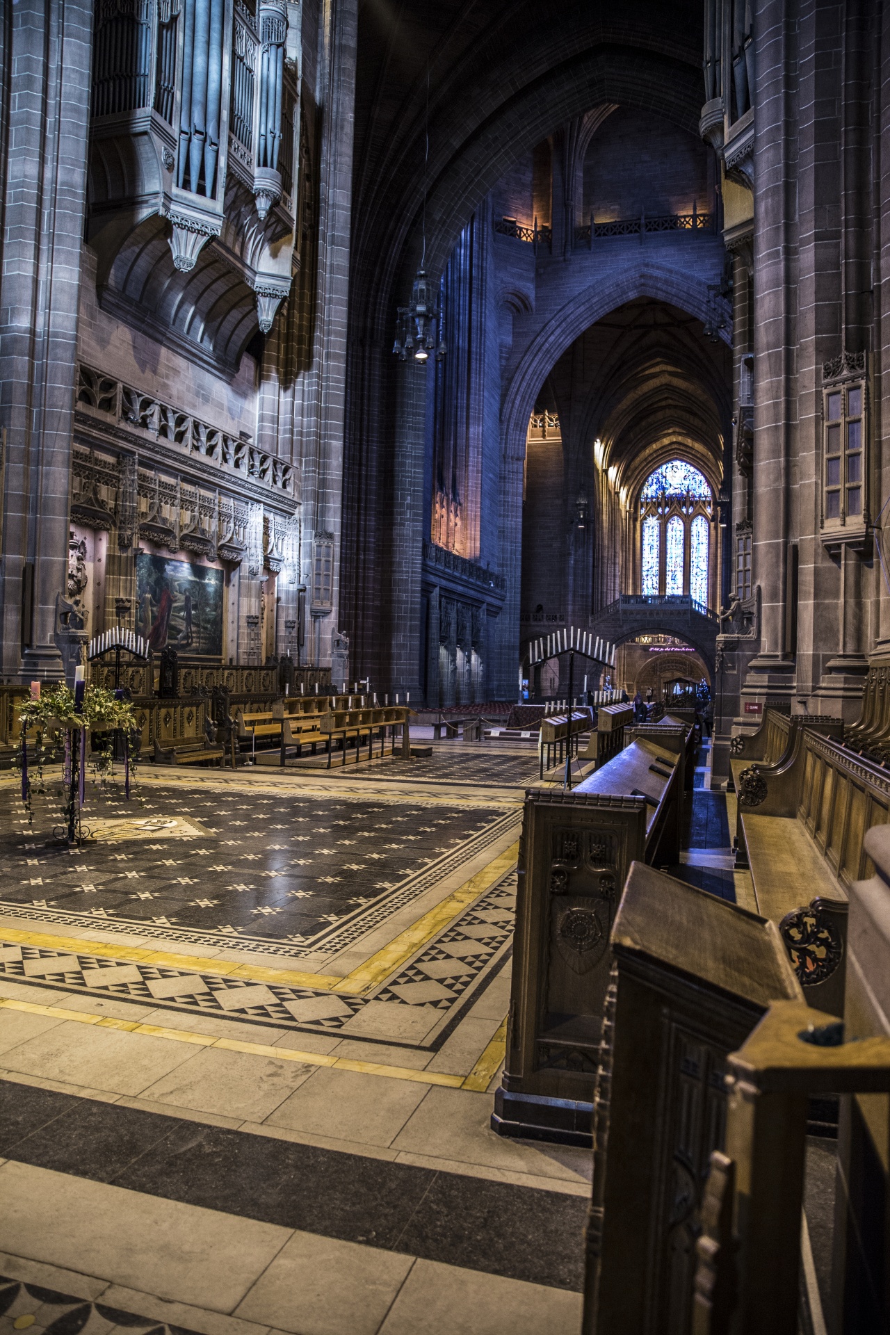 liverpool interior cathedral free photo