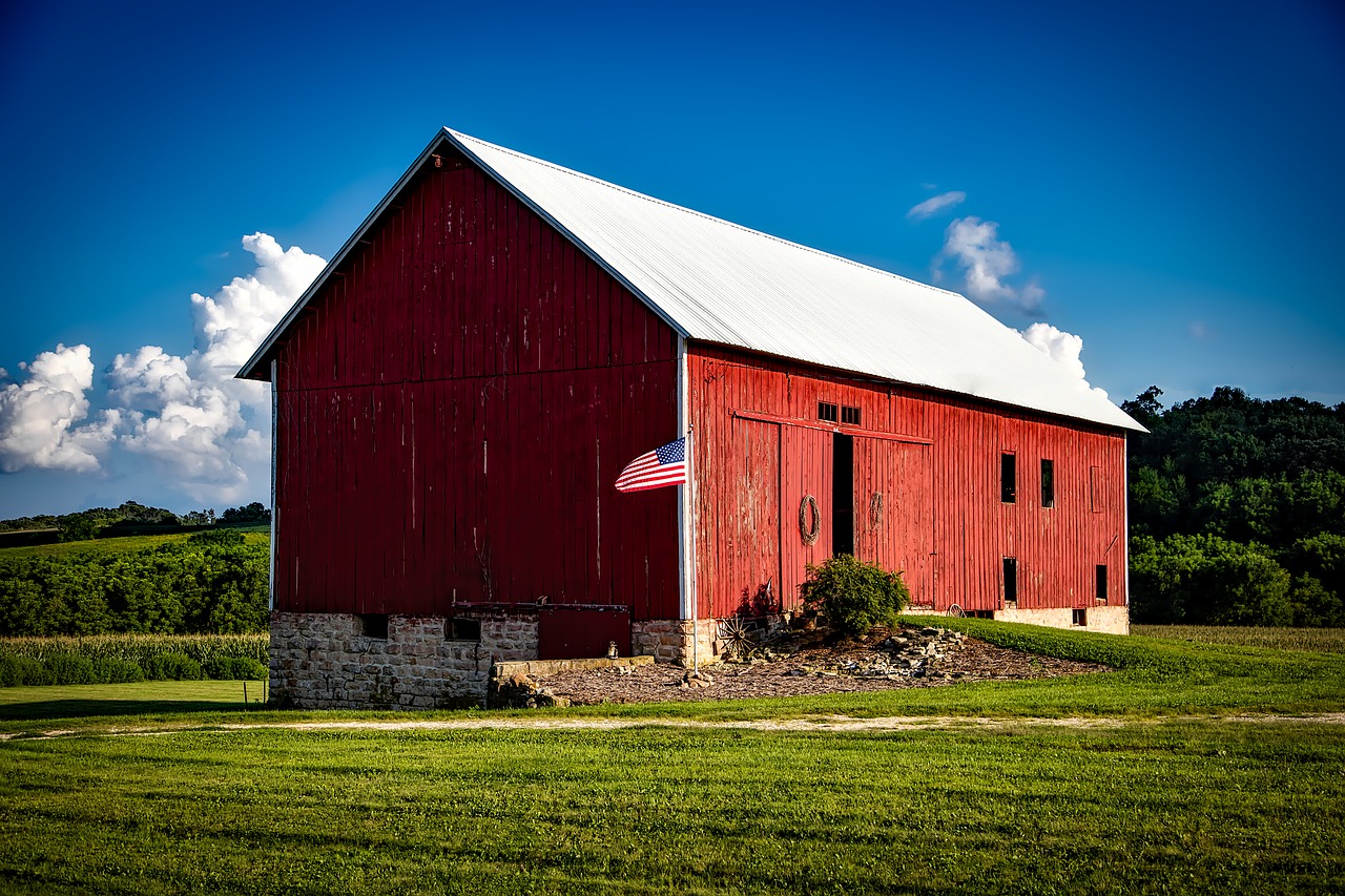 iowa red barn american flag free photo