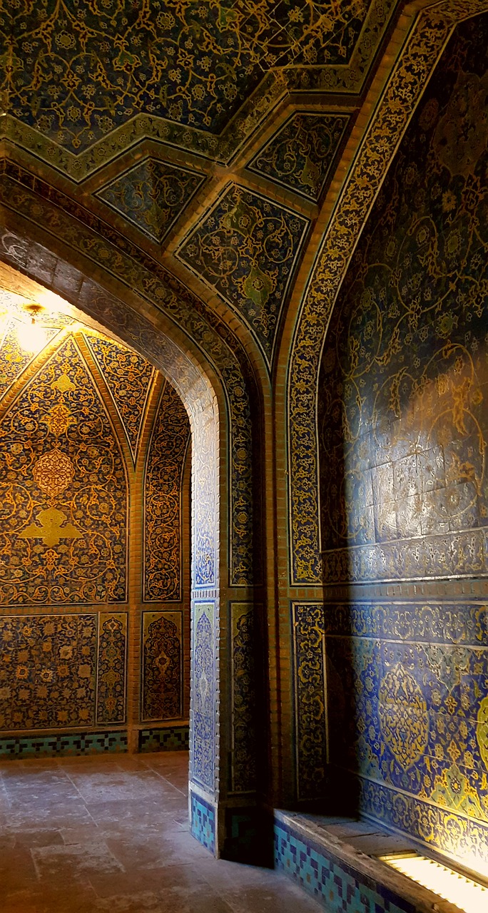 iran isfahan mosque free photo